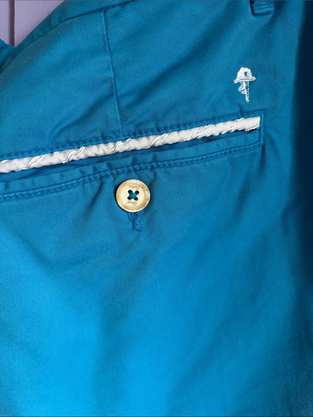 Robert Graham white trim Teal Turquoise Blue Shorts 34 leather label Classic Fit